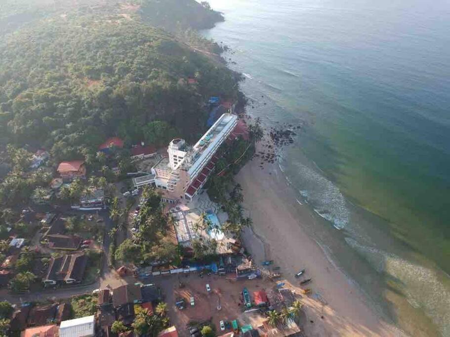 Valerys Nest Bogmalo - Private Villa Near The Beach And Dabolim Airport 外观 照片